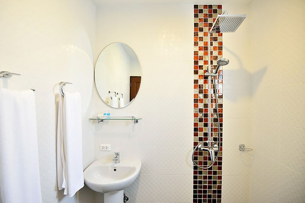 Фото Peter Kamala Guesthouse