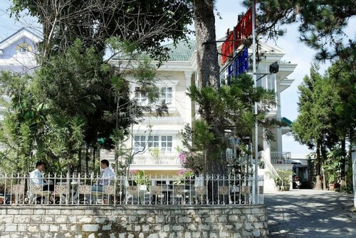 Гостиница Nguyen Hung Dalat Hotel в Далате