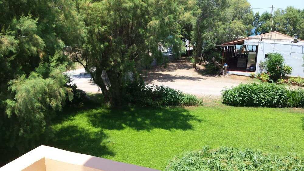 Фото Leonidas Rooms