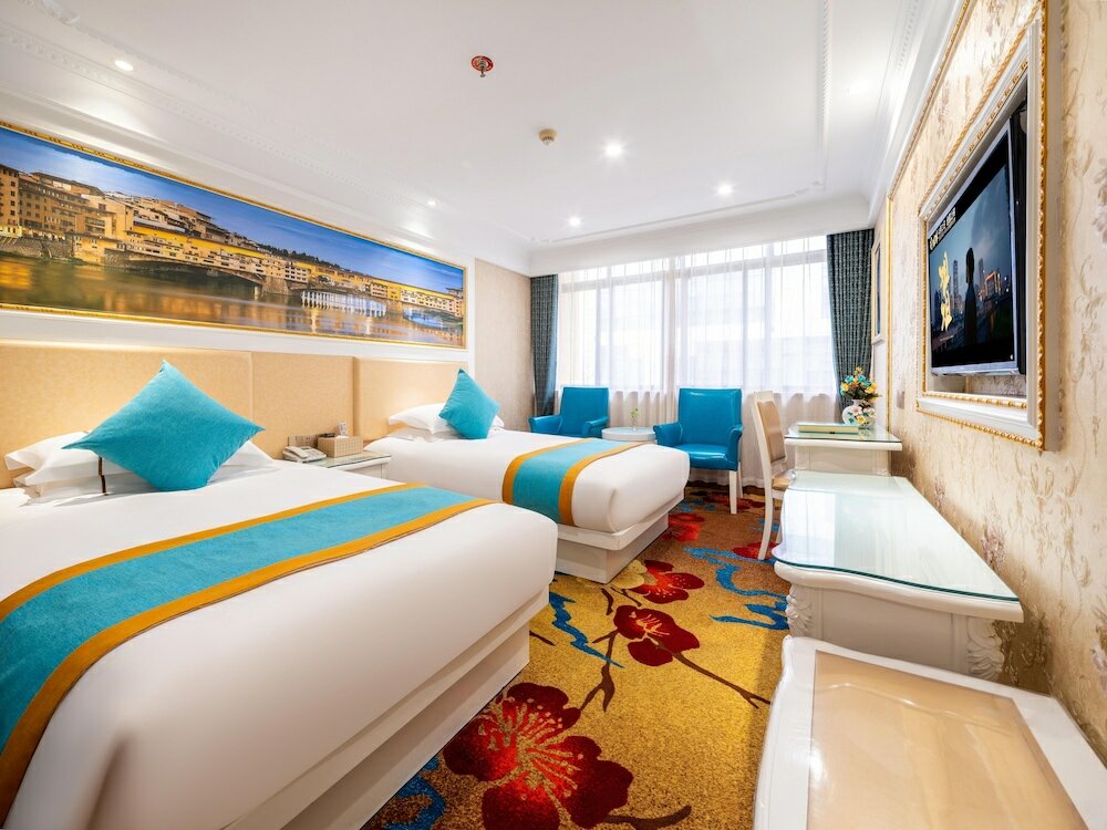 Фото YiWu Defeng Hotel