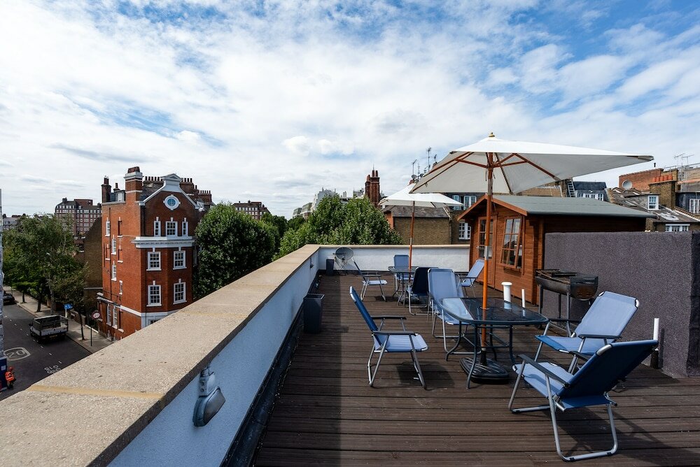 Фото Anderson Street by Capital