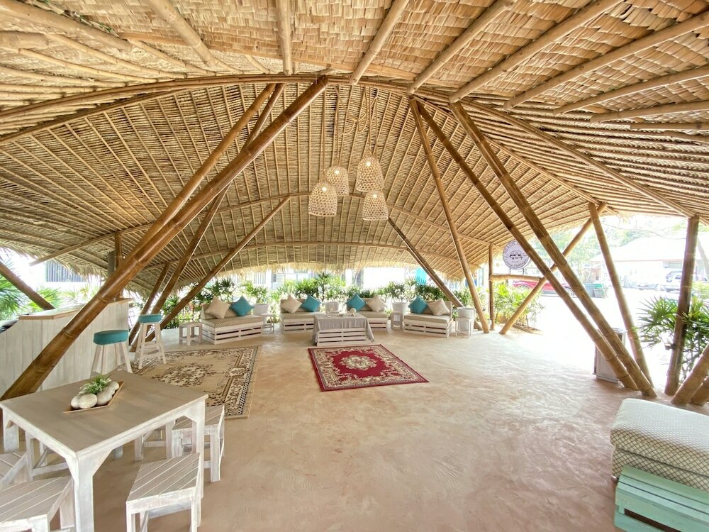 Фото Beach House Camp