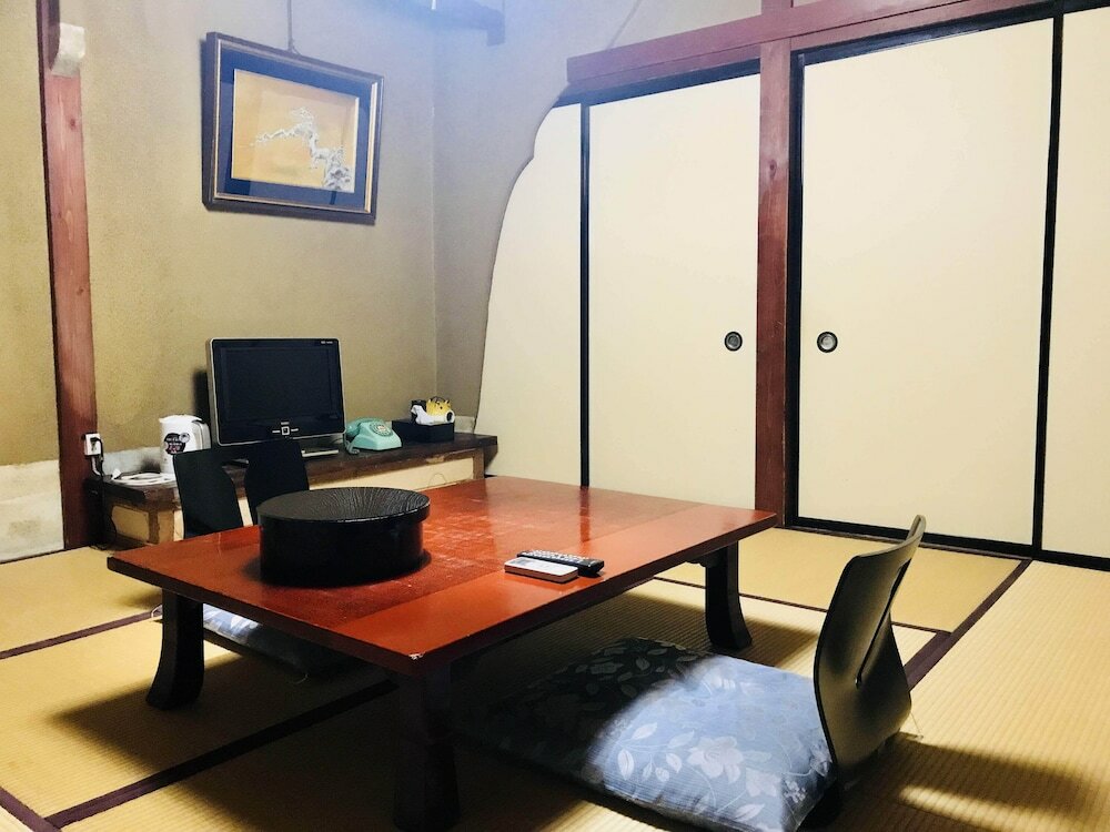 Фото Shinbashi Ryokan Japanese Style Hotel