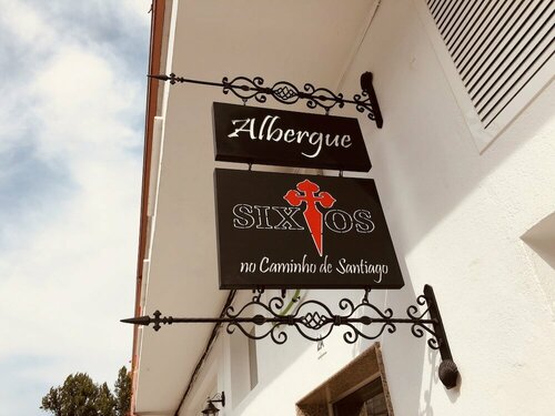 Гостиница Albergue SIXTOs no Caminho - Hostel в Сантьяго-де-Компостела