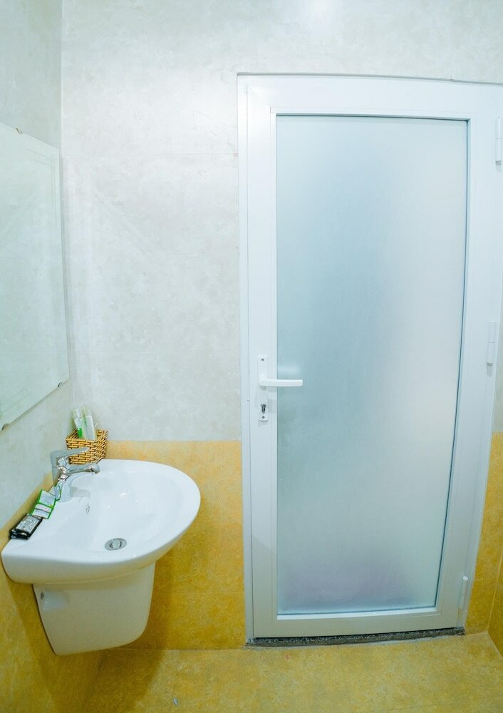 Фото Hong Ha Hotel