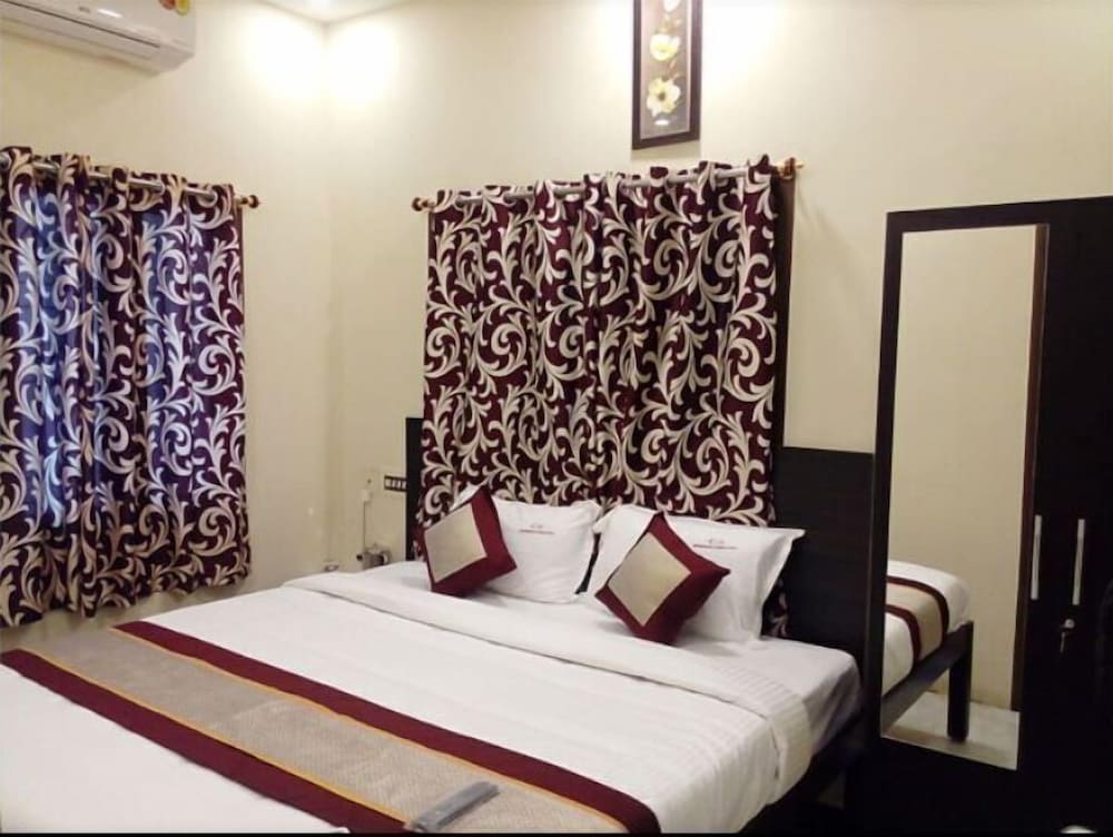 Фото Hotel Barnabas Homestay