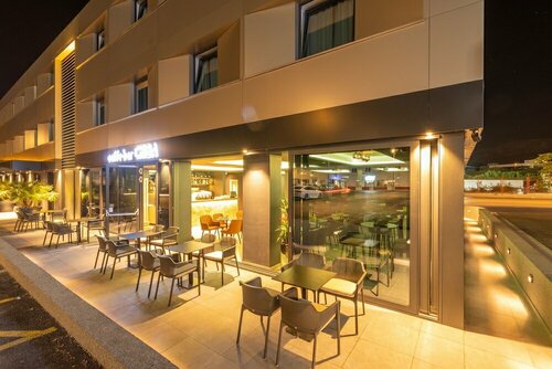Гостиница Hotel batuda в Сплите