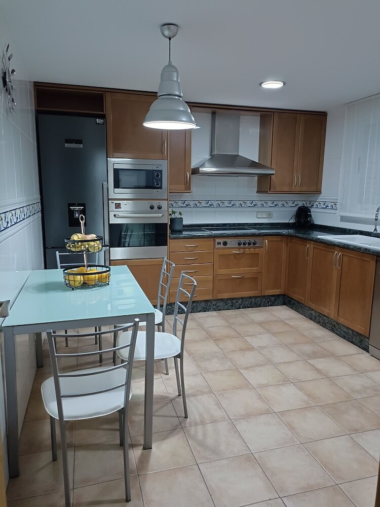 Фото Acogedora y familiar casa EN L'Olleria