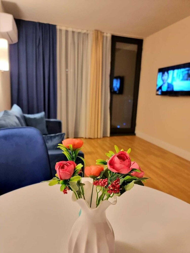 Фото Orbi Hotel Apartments