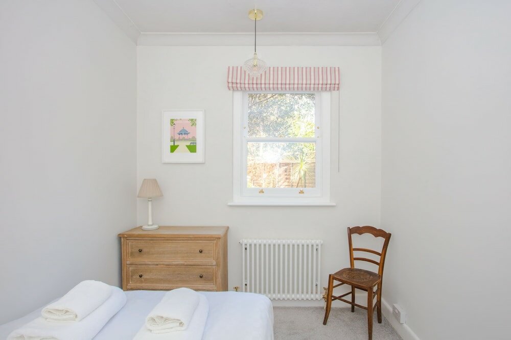 Фото Modern & Spacious 2 Bedroom Flat Near Clapham Common
