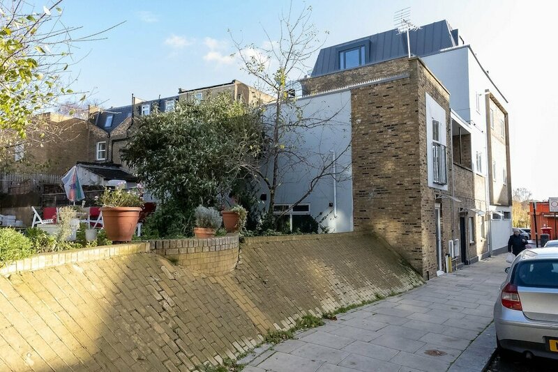Гостиница Cosy Apts near Chalk Farm & Camden Mkt в Лондоне