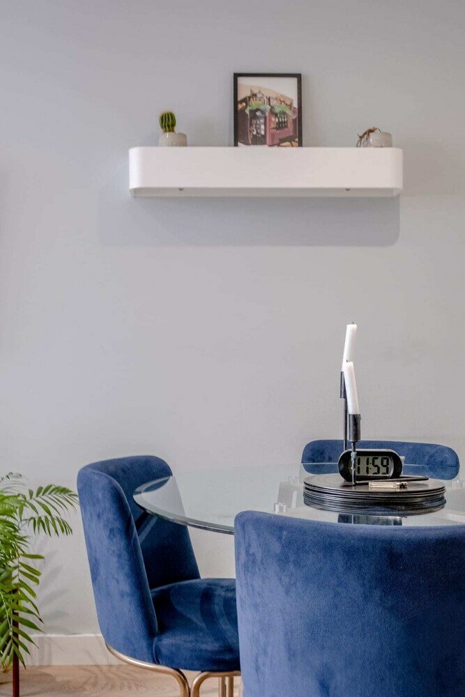 Фото Light & Spacious 1bedroom Flat With Balcony - Mile End