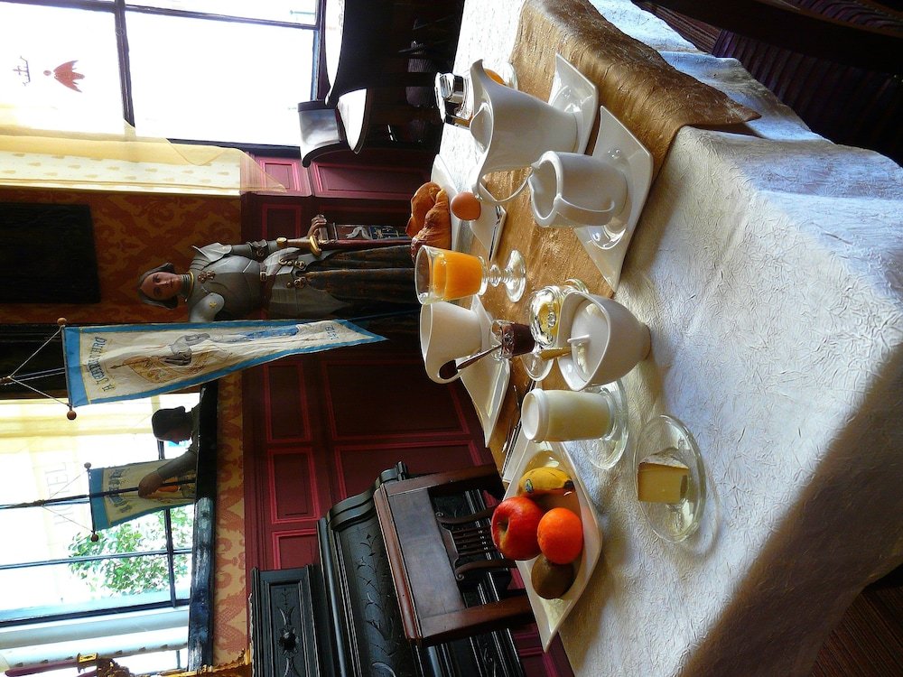 Фото Hotel de l'Abeille Orleans