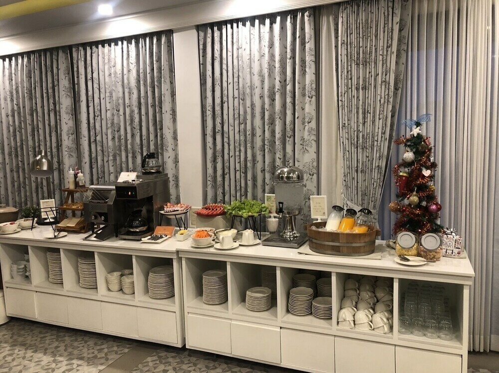 Фото Huern Kan Thong Hotel