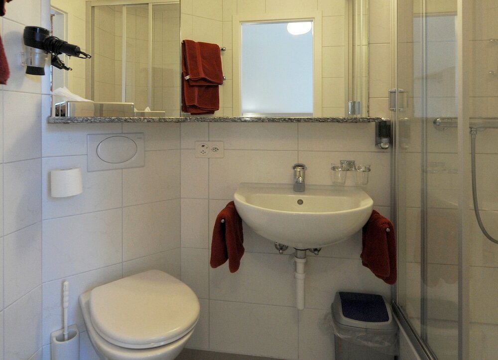 Фото Hotel Derby Interlaken - Action & Relax Hub