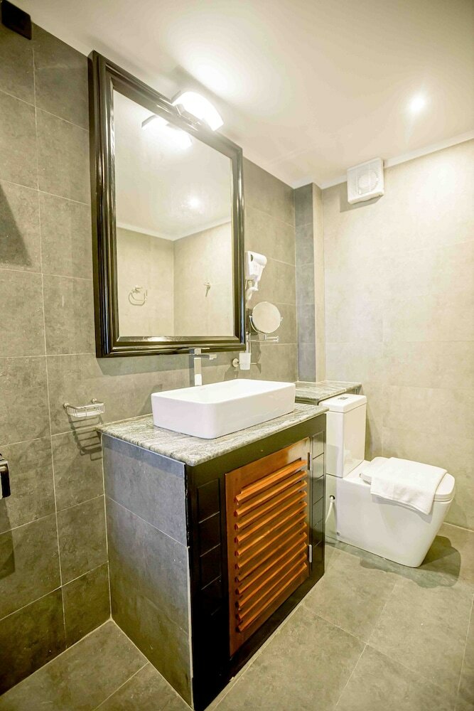 Фото Emerald Bay Resort Mirissa