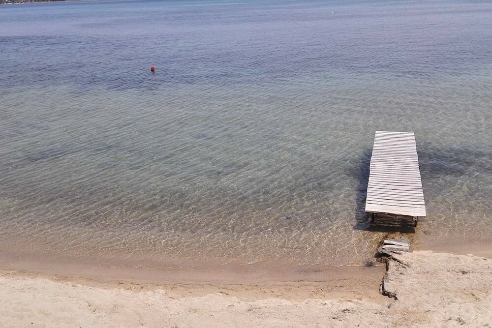 Фото Beachfront house with amazing sea view