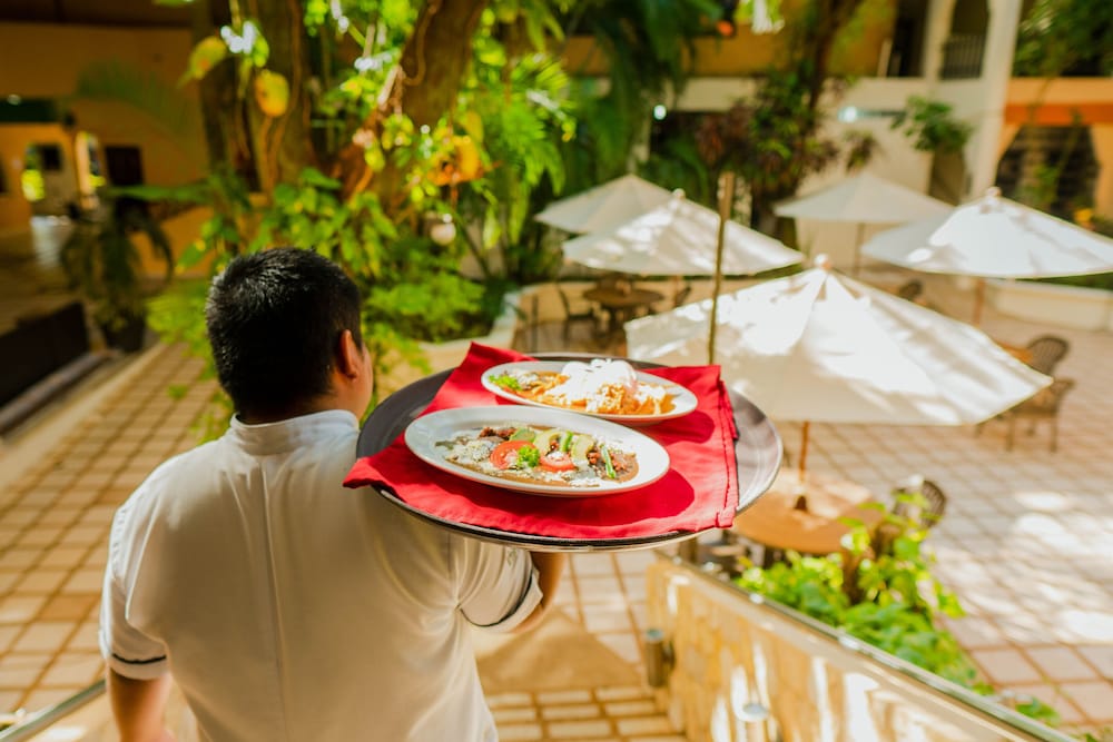 Фото Maya Tulipanes Express