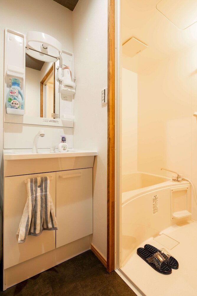 Фото Sakuragawa no house Osaka Castle Villa