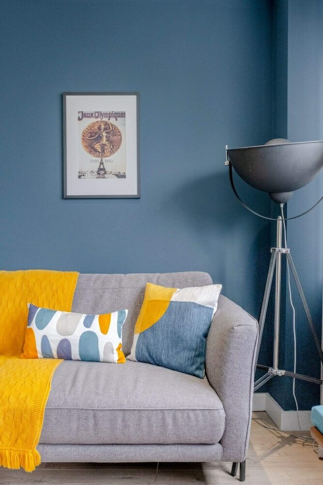 Фото Light & Spacious 1bedroom Flat With Balcony - Mile End