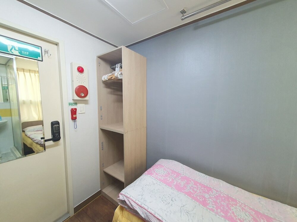 Фото IRich House