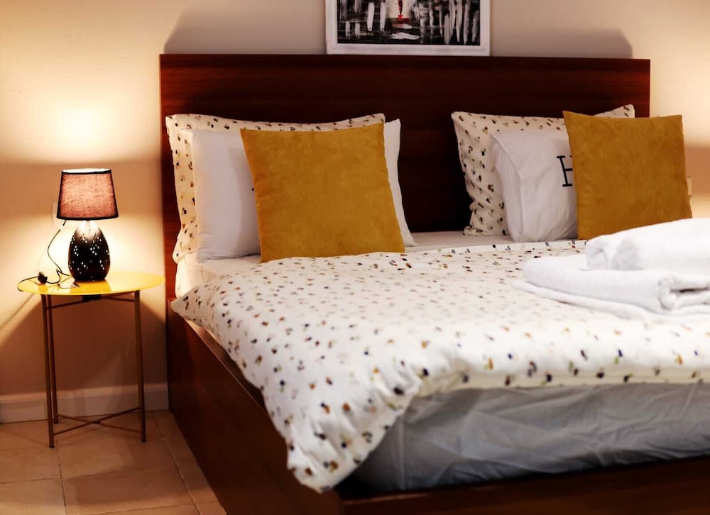 Фото Atomium Apartments