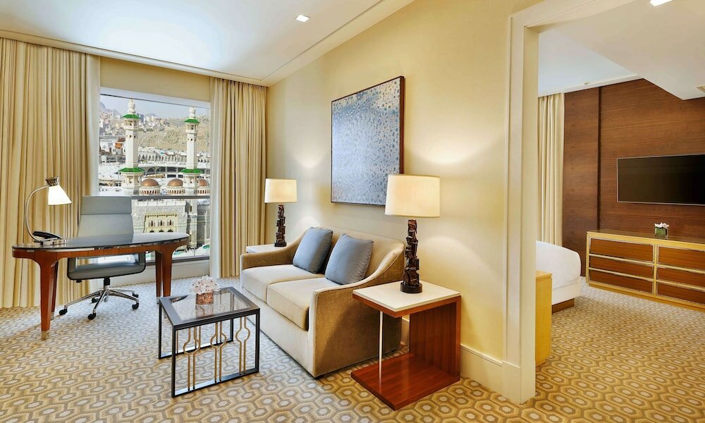 Фото Conrad Jabal Omar Makkah