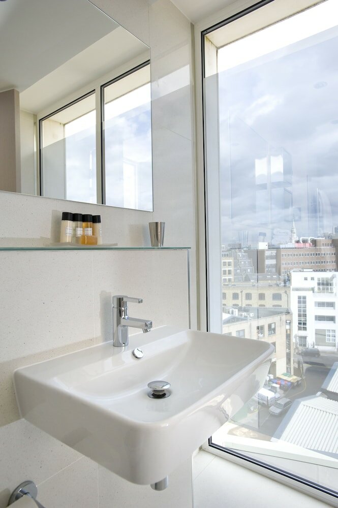 Фото The Rosebery by Supercity Aparthotels