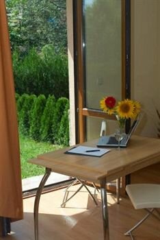 Гостиница Holiday Village Diplomat в Пернике