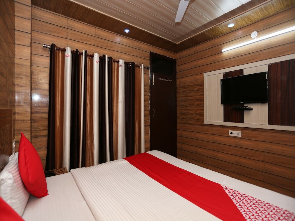 Фото Oyo 28835 Hotel Star