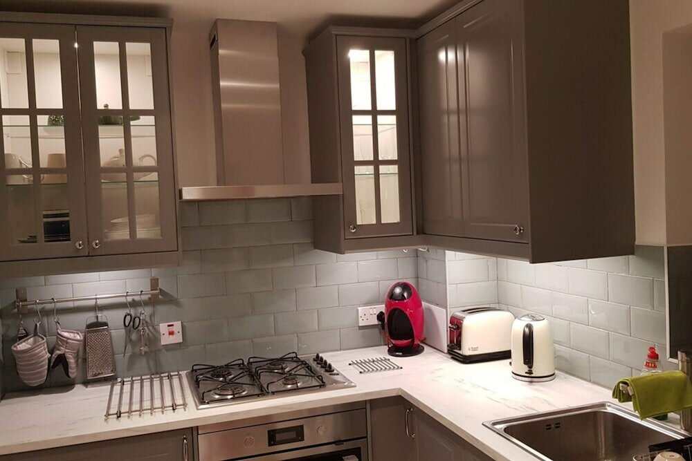 Фото 1 Bedroom Apartment near St. Paul's Cathedral