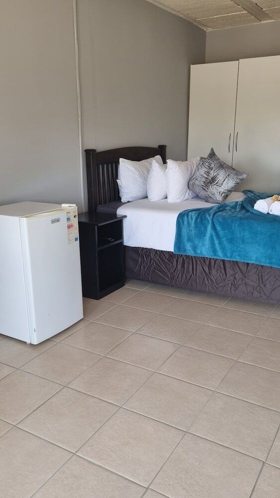 Фото Stay @ Home Airport Lodge