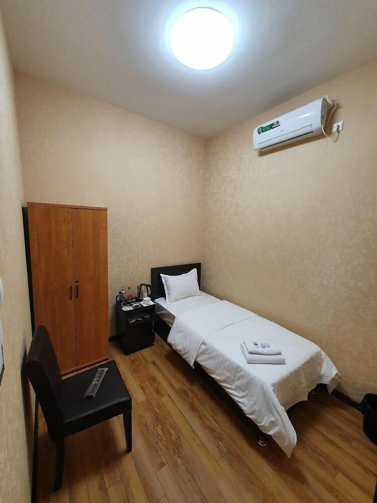 Фото 162592379069