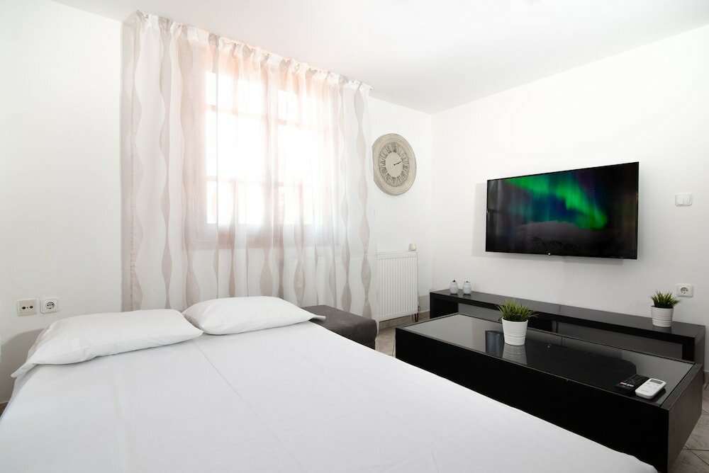 Фото Mtc-ns Apartments by the Airport