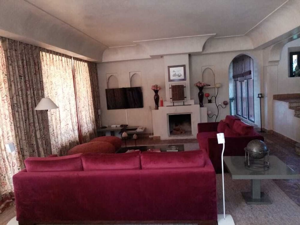 Фото Heliconia Park