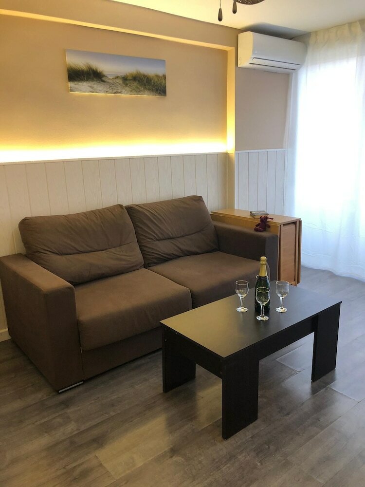 Фото Studio Low Cost Corinto Estudio