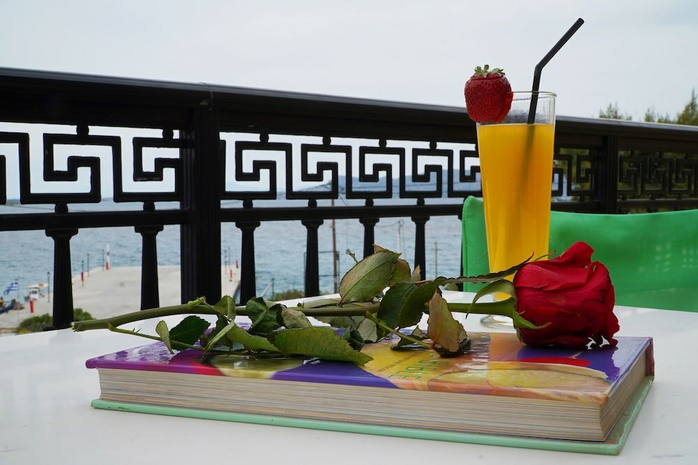 Фото Vasilaras Hotel