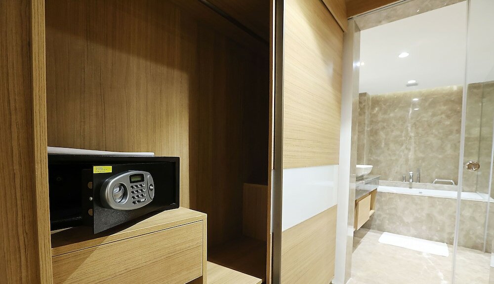 Фото Pharos Hotels