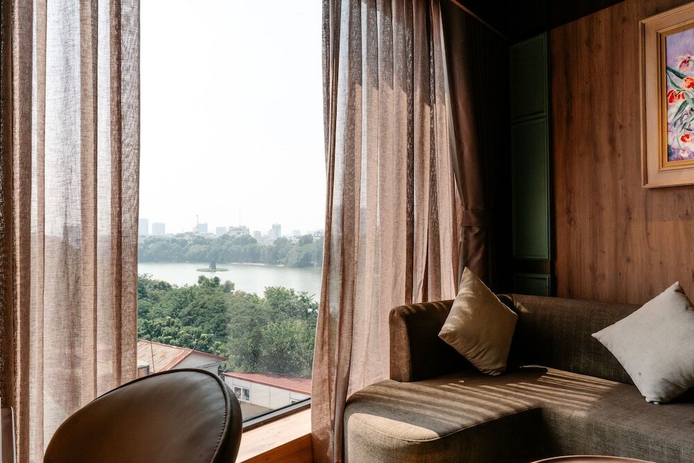 Фото La Passion Premium Cau Go Hotel