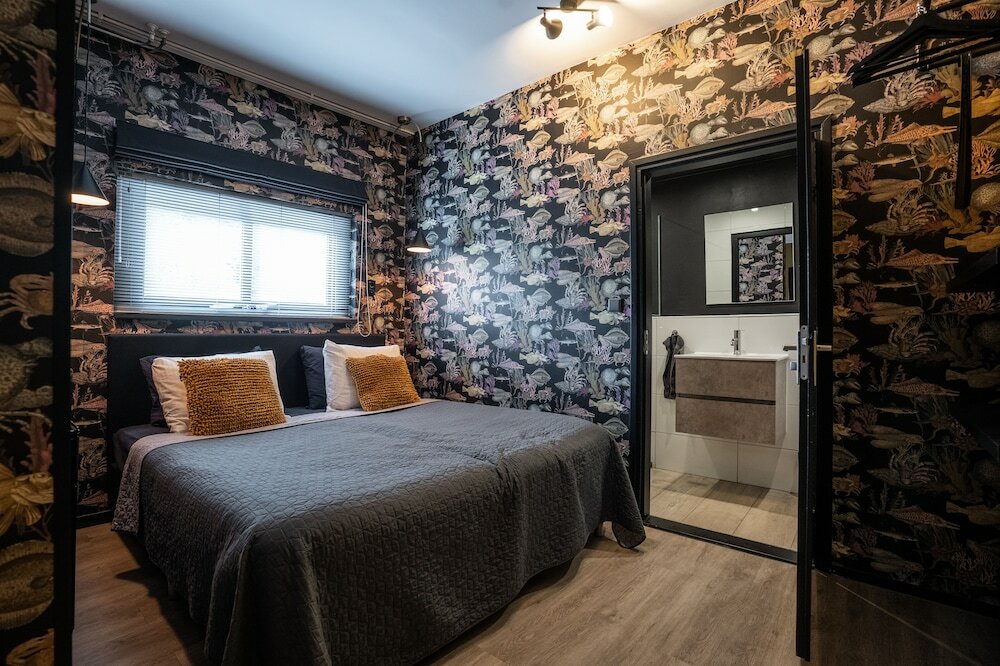 Фото The Aquarium