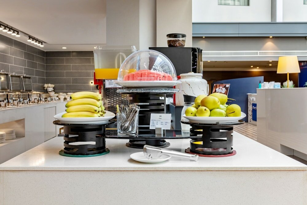 Фото Holiday Inn Express Shenyang North Station