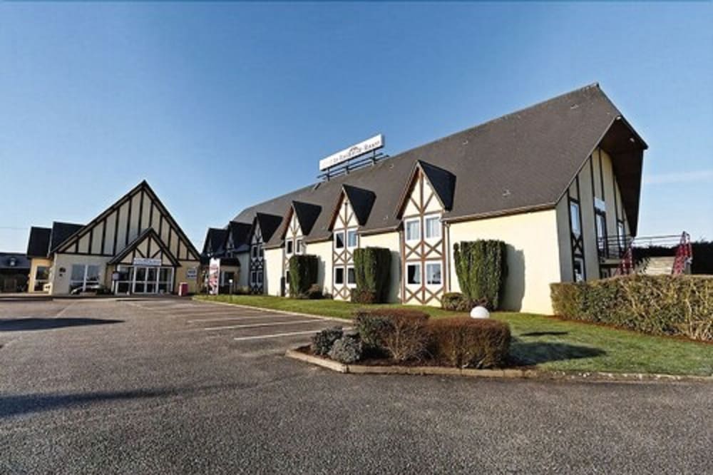 Фото отеля 1