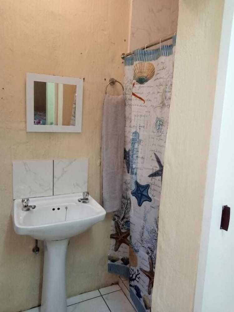 Фото 59 On Eighth - Hostel