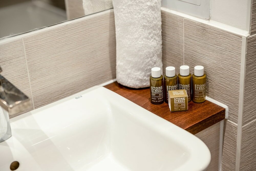 Фото Modern Brixton Jewel Apartment