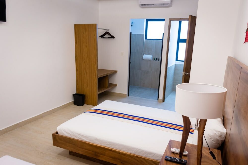 Фото Nomads Party Hostel