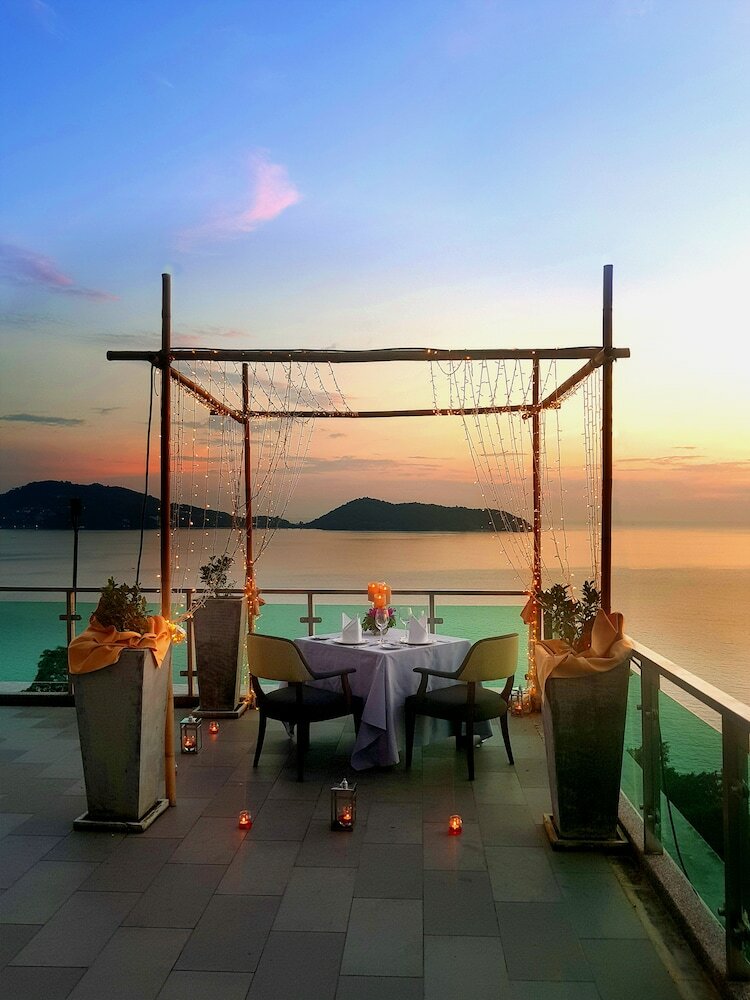 Фото Wyndham Grand Phuket Kalim Bay