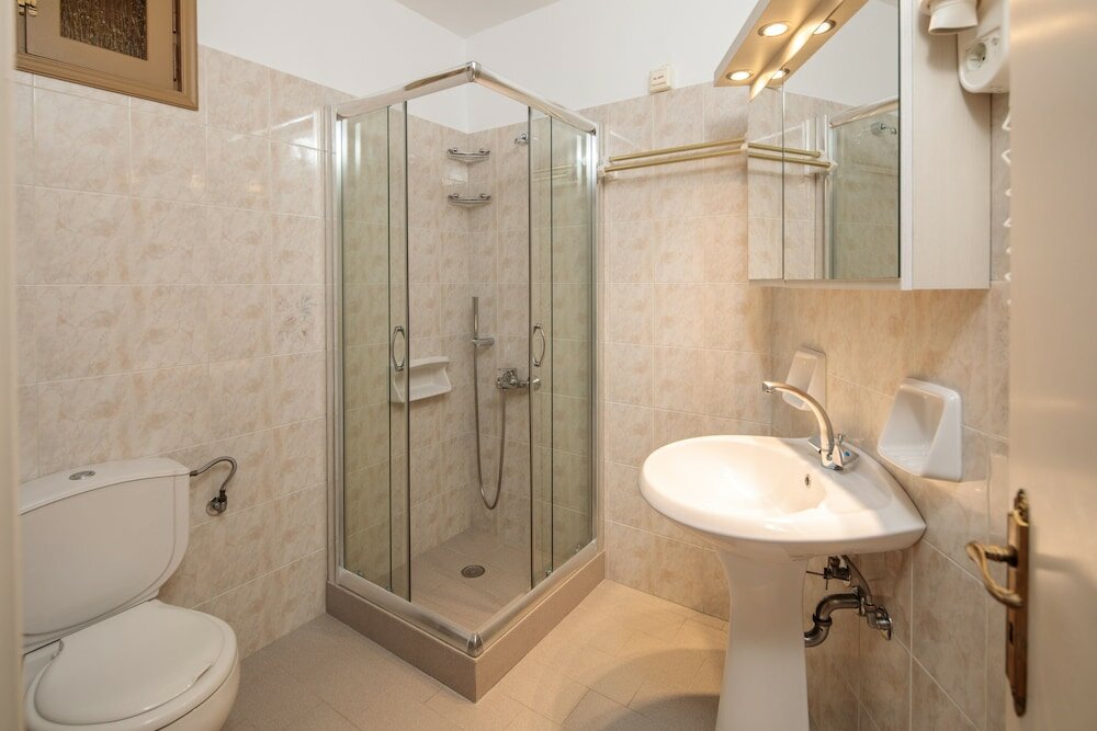 Фото Proteas Hotel & Suites