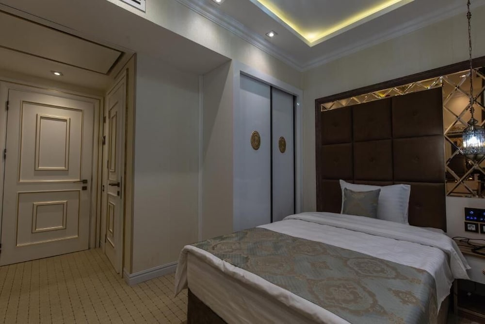 Фото Aqua Liberty Hotel