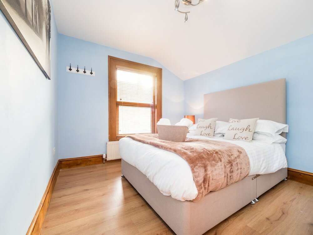 Фото Lt The Gate House