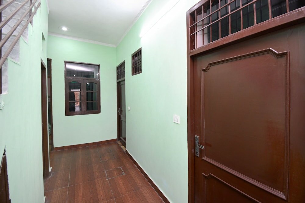 Фото Oyo 28097 Hotel Park View